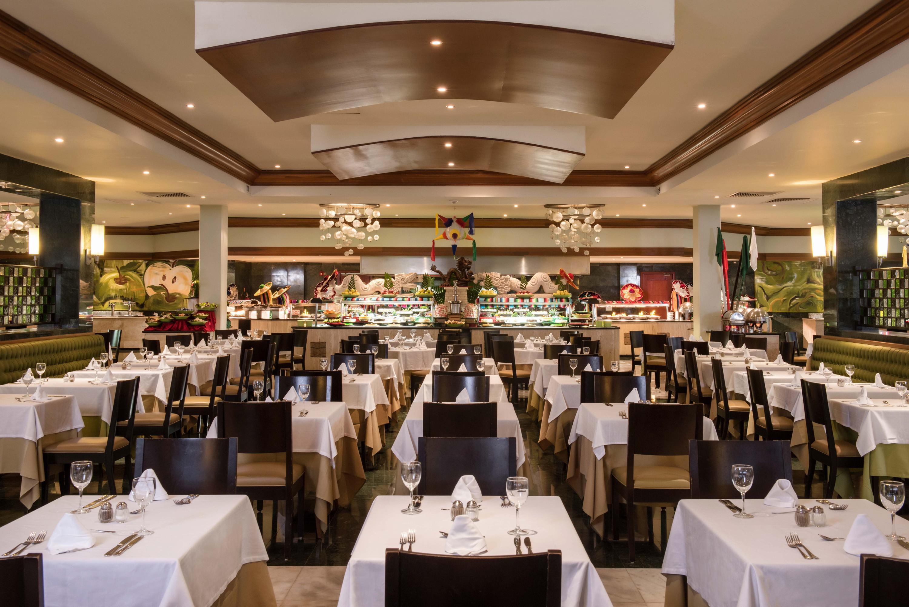 Grand Riviera Princess Playa del Carmen Dış mekan fotoğraf The interior of the restaurant